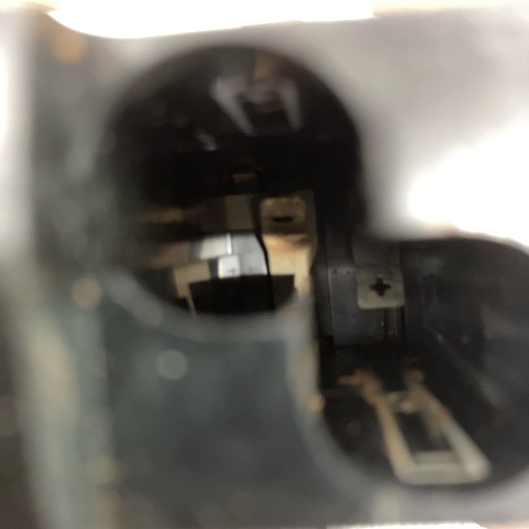 Vintage Kodak Ektralite 10 Camera with Built-In Electronic Flash - Picture 3 of 13